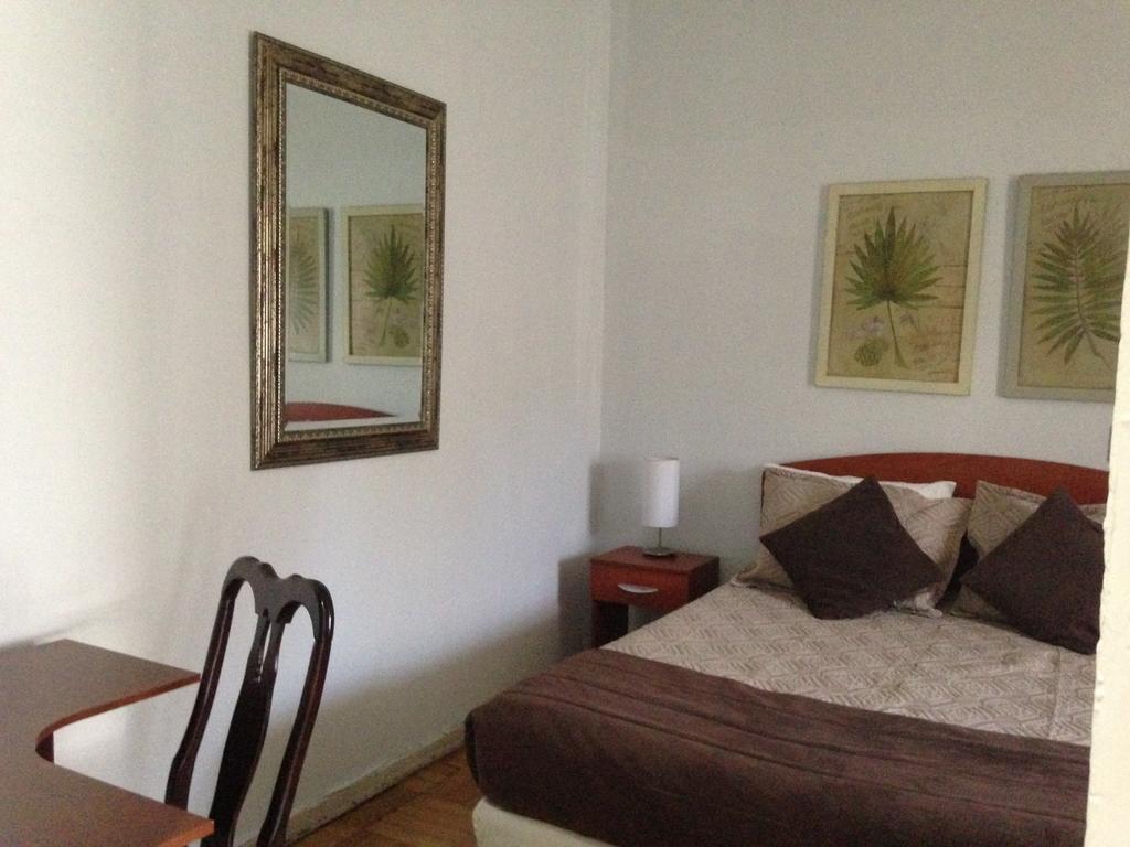 Residencial Universitaria Santiago Bilik gambar