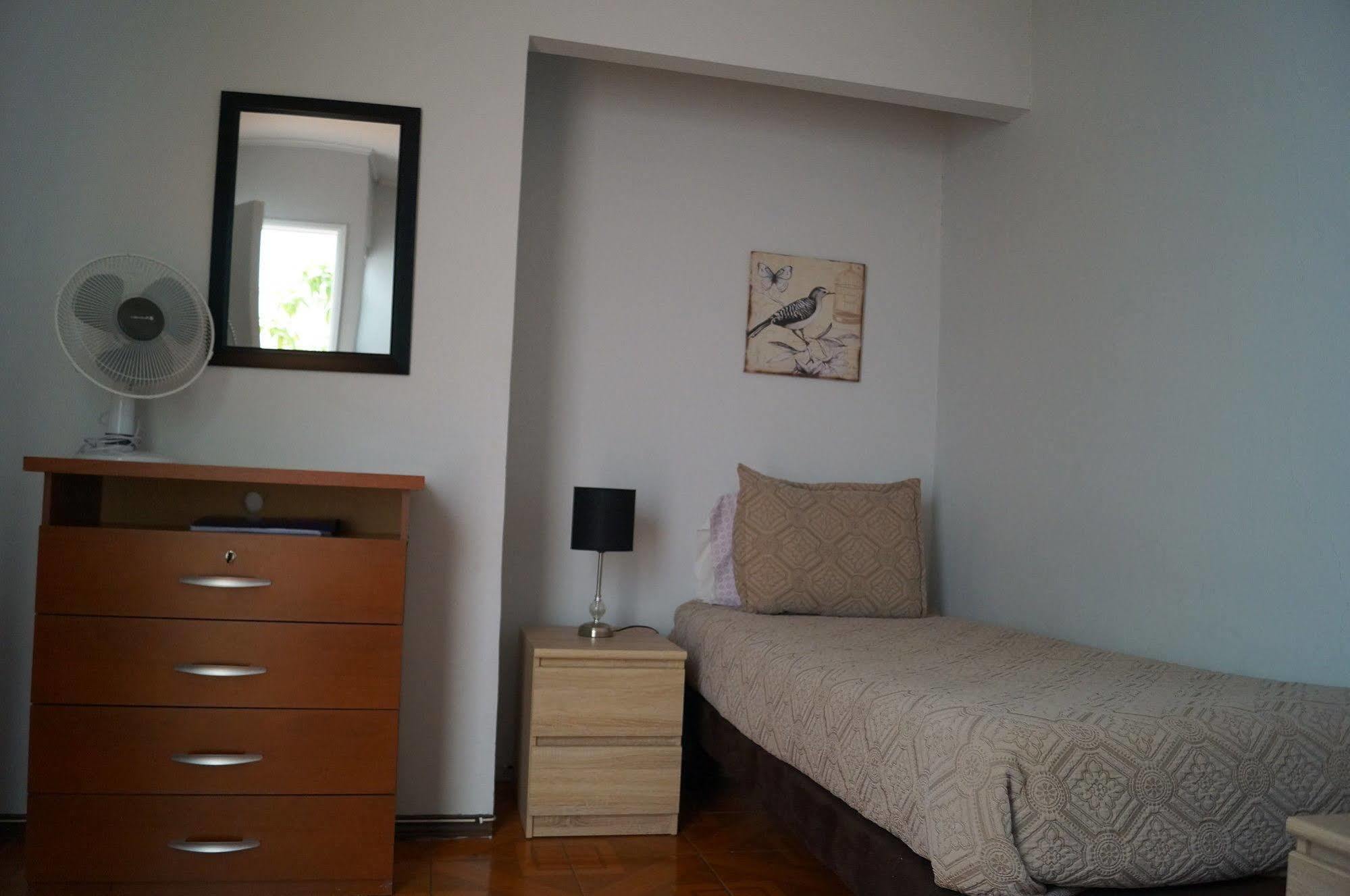 Residencial Universitaria Santiago Luaran gambar